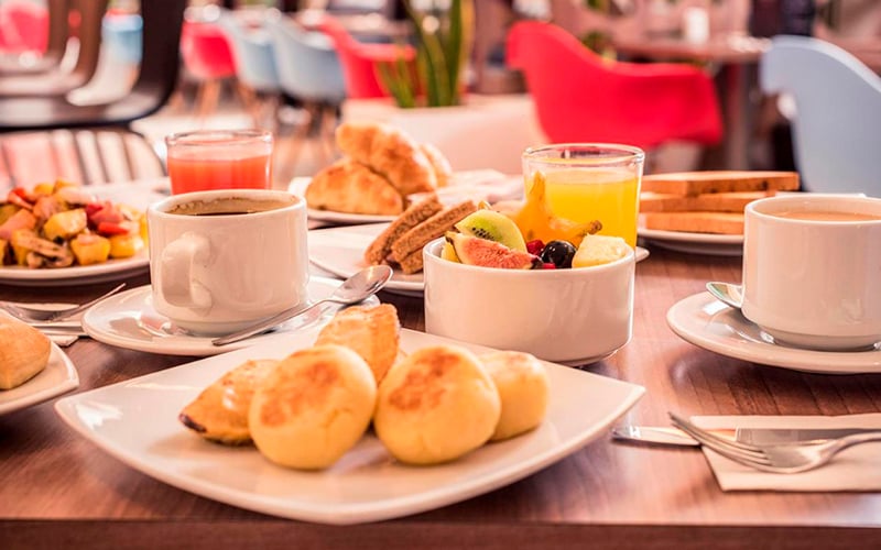 desayuno-ibis-larco